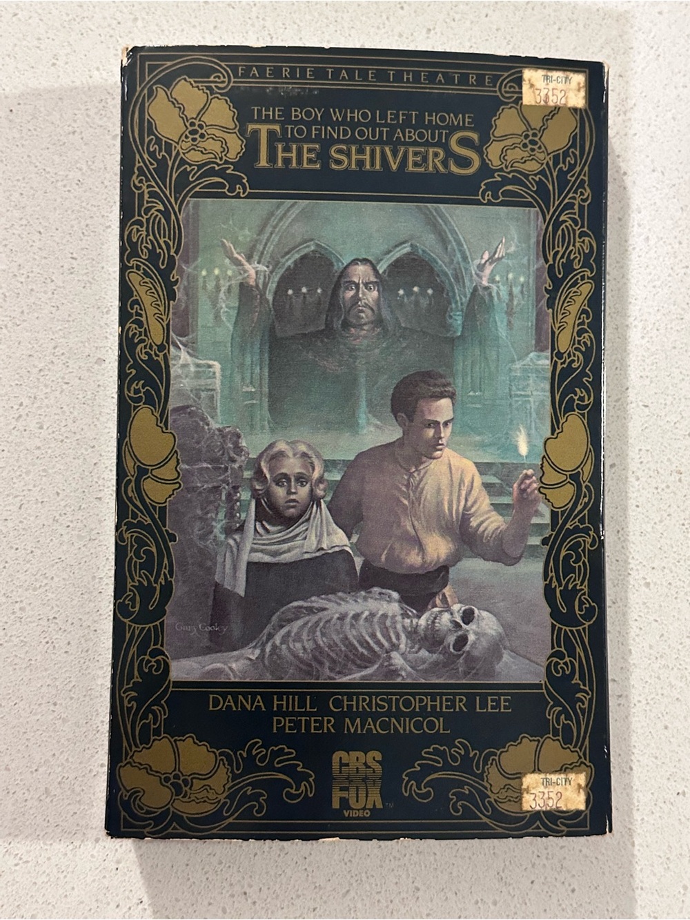 The Boy Who Left Home To Find Out About The Shivers - VHS Rare - CBS FOX
